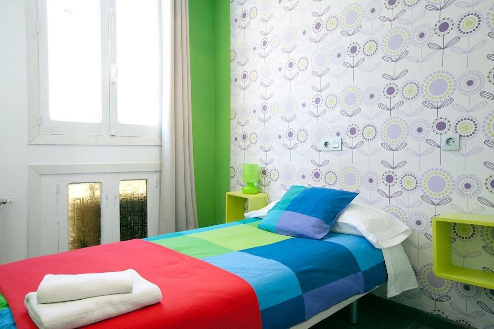 Hostal Abril Madrid Eksteriør billede